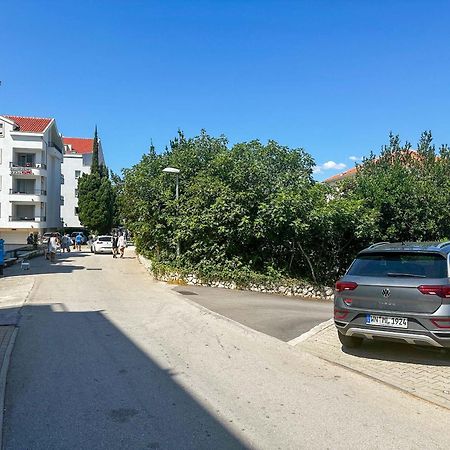 Beachfront Apartments Providenca With Free Parking Makarska Bagian luar foto