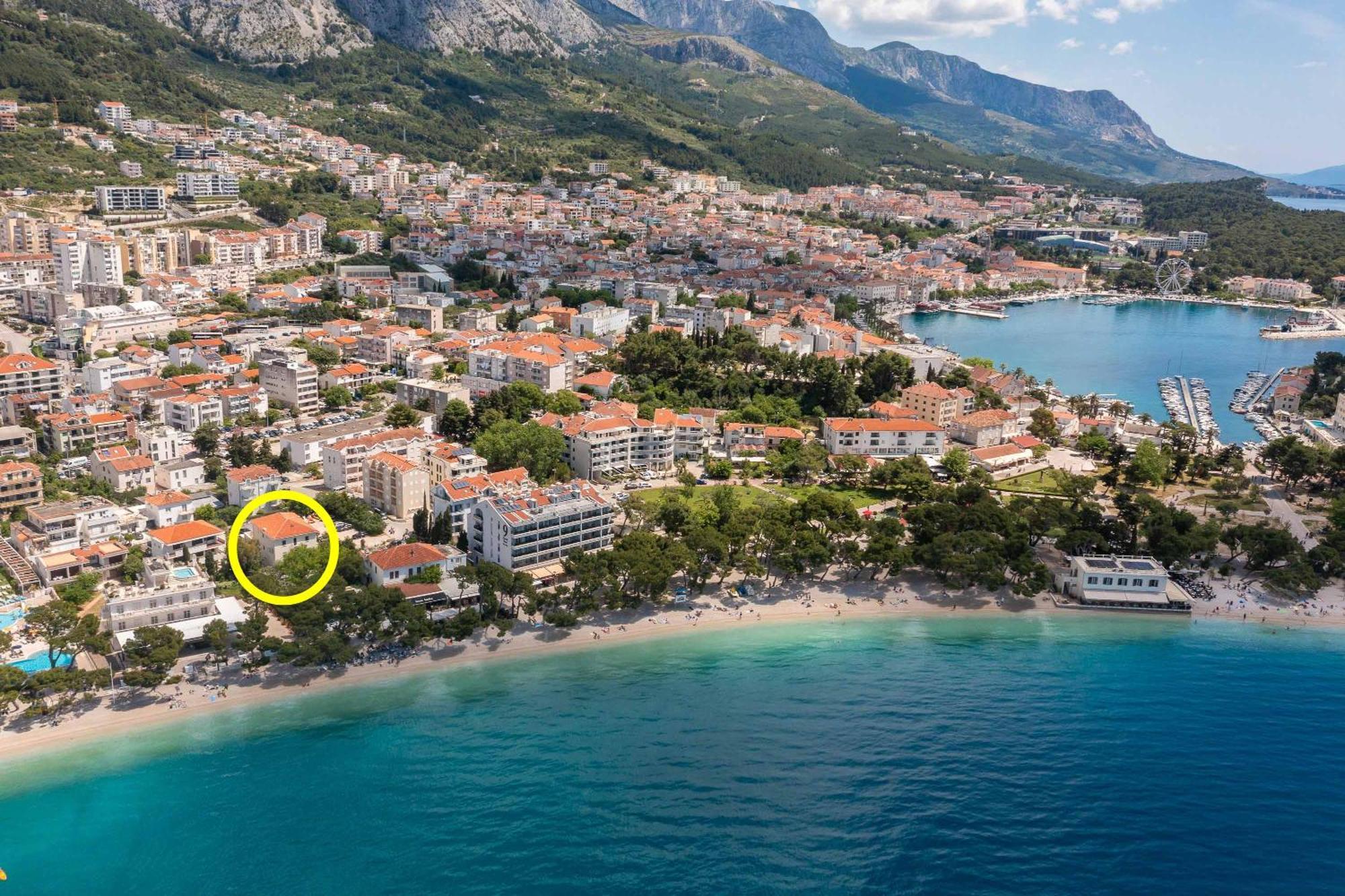 Beachfront Apartments Providenca With Free Parking Makarska Bagian luar foto