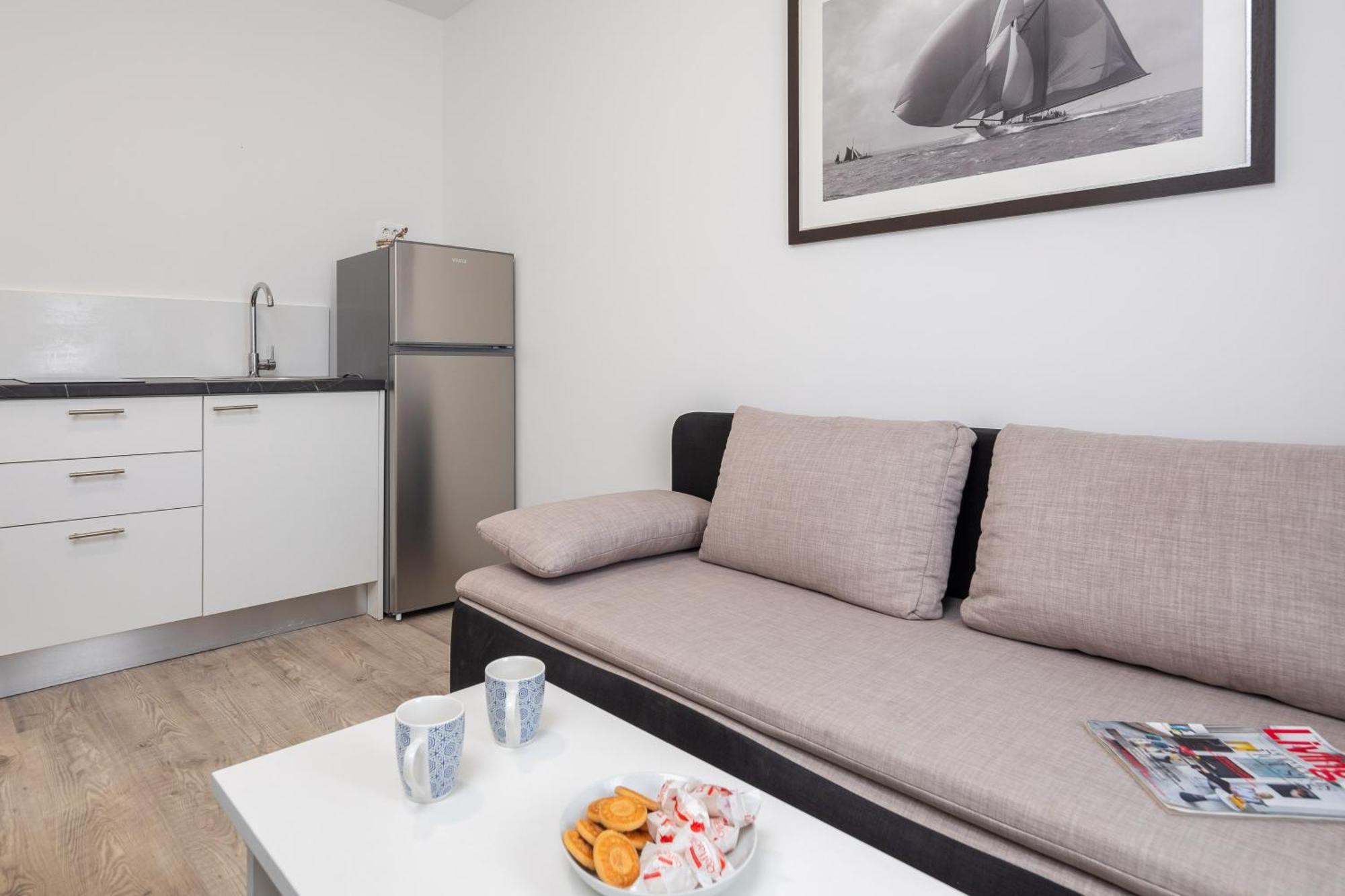 Beachfront Apartments Providenca With Free Parking Makarska Bagian luar foto